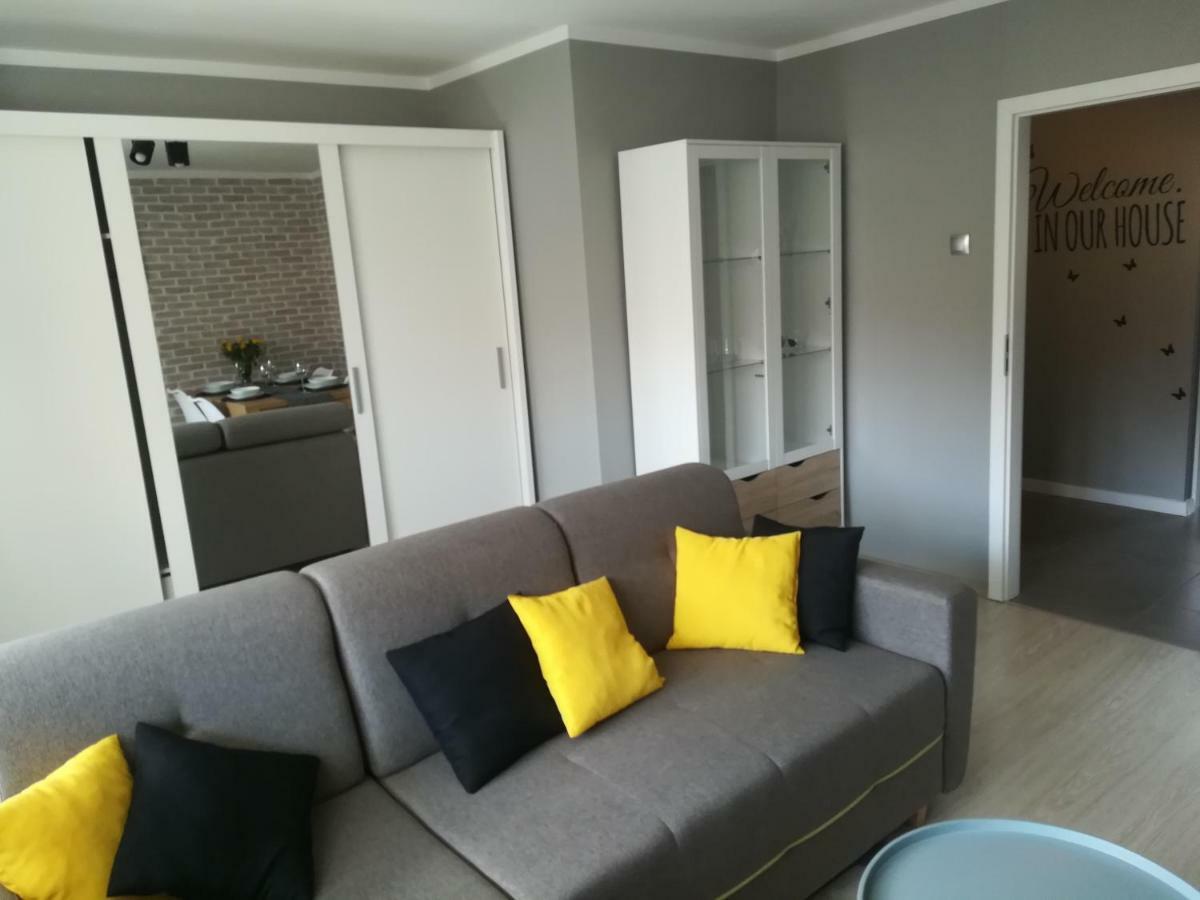 Apartament Swieradowアパートメント エクステリア 写真